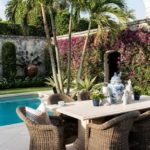palm-beach-beaugonvilla-blue-white-porcelain-blanc-de-chine