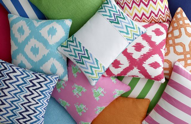 lilly-pulitzer-lee-jofa-fabric-outdoor-pillows - The Glam Pad