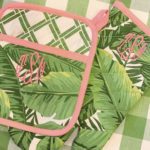 banana-leaf-potholders