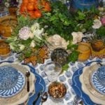 the-french-tangerine-blue-and-white-tablescape