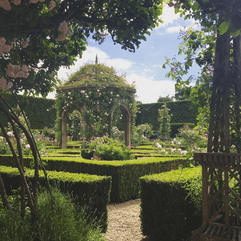 Inside England’s Seend Manor with Amanda Clark