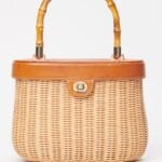 ava_0125131915_natural_front