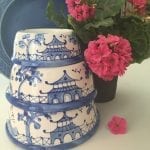 chinoiserie-blue-white-hand-painted-dog-bowl