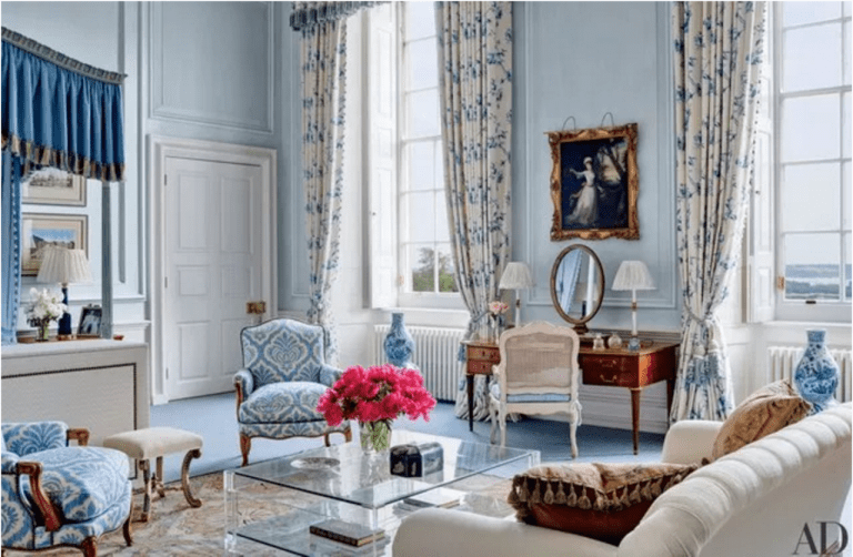 Mark Gillette Refreshes a 300-year-old English Manor