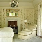 hand-painted-chinoiserie-bedroom-wallpaper-de-gournay-gracie