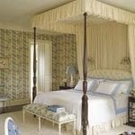 markham-roberts-_9-cozyistimeless-masterbedroom-1207-xlg