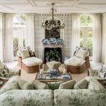 green-white-chintz-rattan-chaise-longue-chinoiserie-trellis-treillage-lattice-sunroom-garden-room