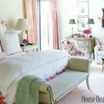 pretty-chintz-bedroom-pink-bench