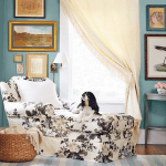 country-living-chaise-king-charles-spaniel-pyne-hollyhock-chintz