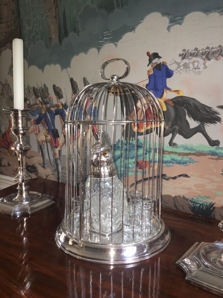 patricia-altschul-luzanne-otte-isaac-jenkins-mikell-house-charleston-mario-buatta-dining-room-zuber-revolutionary-war-birdcage--crystal-parrot-claret-silver-candlesticks
