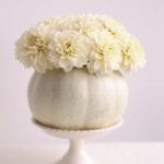 all-white-pumpkin-chrysanthemums-vase-wedding-fall