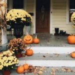 jackolantern-jack-o-lantern-pumpkin-decor-decorating-front-porch-mums