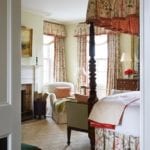 bedroom-detail-canopy-bed