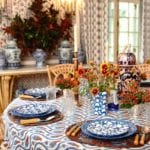 tory-burch-imari-blue-white-spongware-tablescape-dining-room