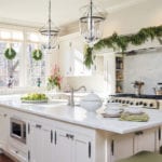 christmas-kitchen-wreaths-garland-nutcrackers-southern-home