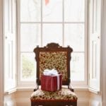 colonial-christmas-antique-chair-giftwrap-present