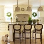 traditional-home-wreaths-on-kitchen-window
