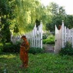 kitchen-garden-white-picket-fence