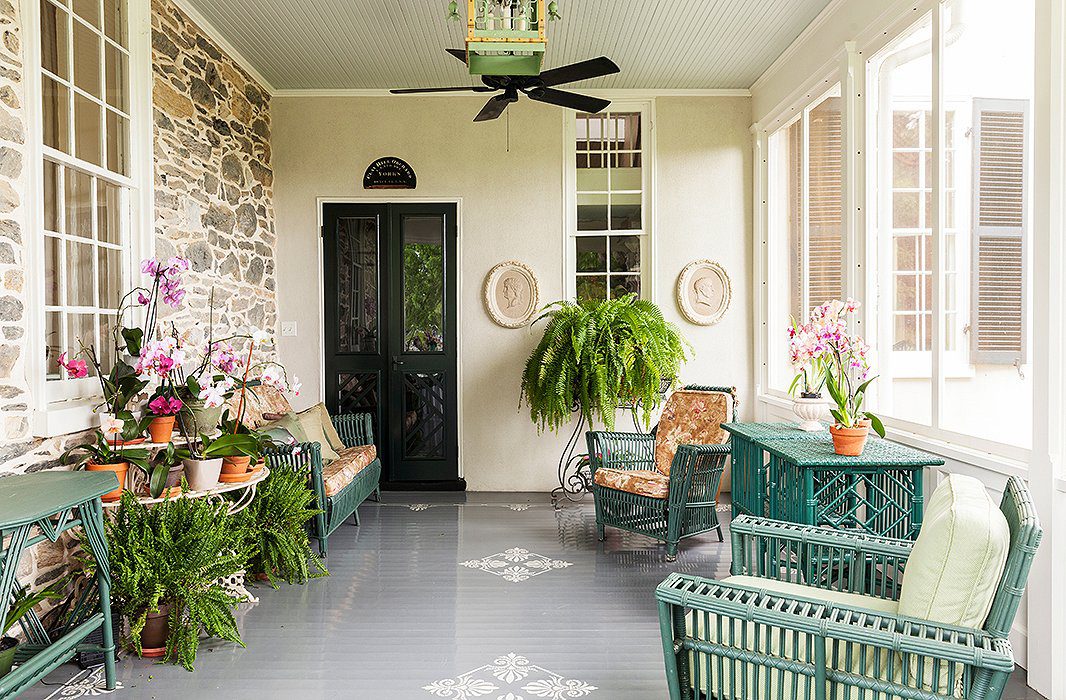 southern-porch-painted-floors-wicker-furniture-painted-charleston