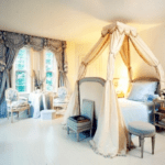 deda-blair-bedroom-lit-a-la-polonaise