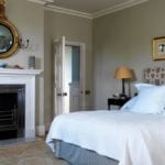 master-bedroom-federal-mirror-convex-headboard