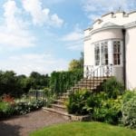 english-country-garden-georgian-town-house-ludlow-england-countryside