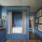 philip-mitchell-blue-bedroom-nova-scotia-veranda-sleeping-alcove-bed-Philipsburg Blue Newburg Green Benjamin Moore