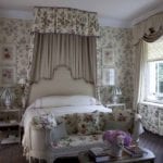 chintz-bedroom-english-country-style-lavender-lilac-floral-purple-nicky-haslam-canopy-tester-settee