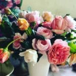 the-land-gardeners-floral-arrangement-roses
