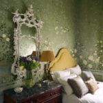 degourney-chinoiserie-hand-painted-wallpaper-mirror-bedroom-hannah-gurney-london-apartment