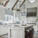 lauren-de-loach-blue-white-kitchen-classic-white-marble