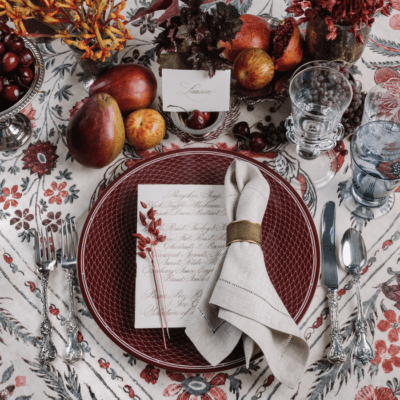 30 Thanksgiving Tablescapes + Inspiration