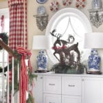 james-farmer-mud-room-mudroom-blue-white-chinoiserie-chinese-export-christmas-holiday-decor-wreaths-garland-ribbons-bows-red-green