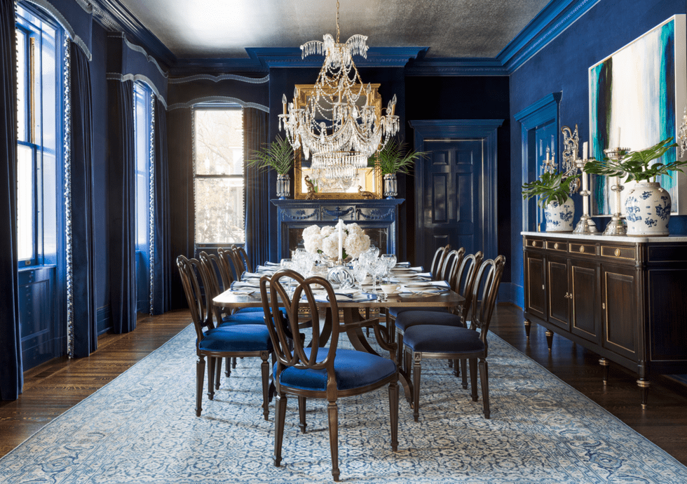 winfrey-dining-room-veranda-silver-leaf-wallpaper-ceiling-brunschwig-fils-velvet-walls-high-gloss-trim-navy-blue  - The Glam Pad