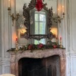 lefevre-interiors-traditional-english-decor-christmas-mantel-holiday-decorations