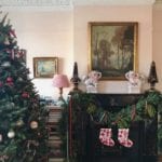 lilse-mckenna-christmas-holiday-decor-tree-garland-stockings-foo-dogs-pink-ground-farrow-ball-paint