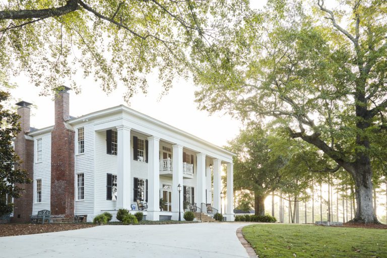 James Farmer Revives a Historic Alabama Home