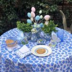 gatopard-easter-tablescape-wedgwood-jasperware-blue-vases-easter-eggs