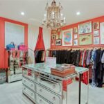 danielle-rollins-atlanta-buckhead-georgia-home-for-sale-mirrored-closet