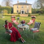 english-country-style-paula-sutton-hill-house-vintage-outdoor-dining