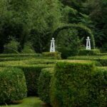 Brittany-Bromley-Designer-Bedford-New-York-Home-Tour-House-Beautiful-18th-century-restoration-garden-boxwoods