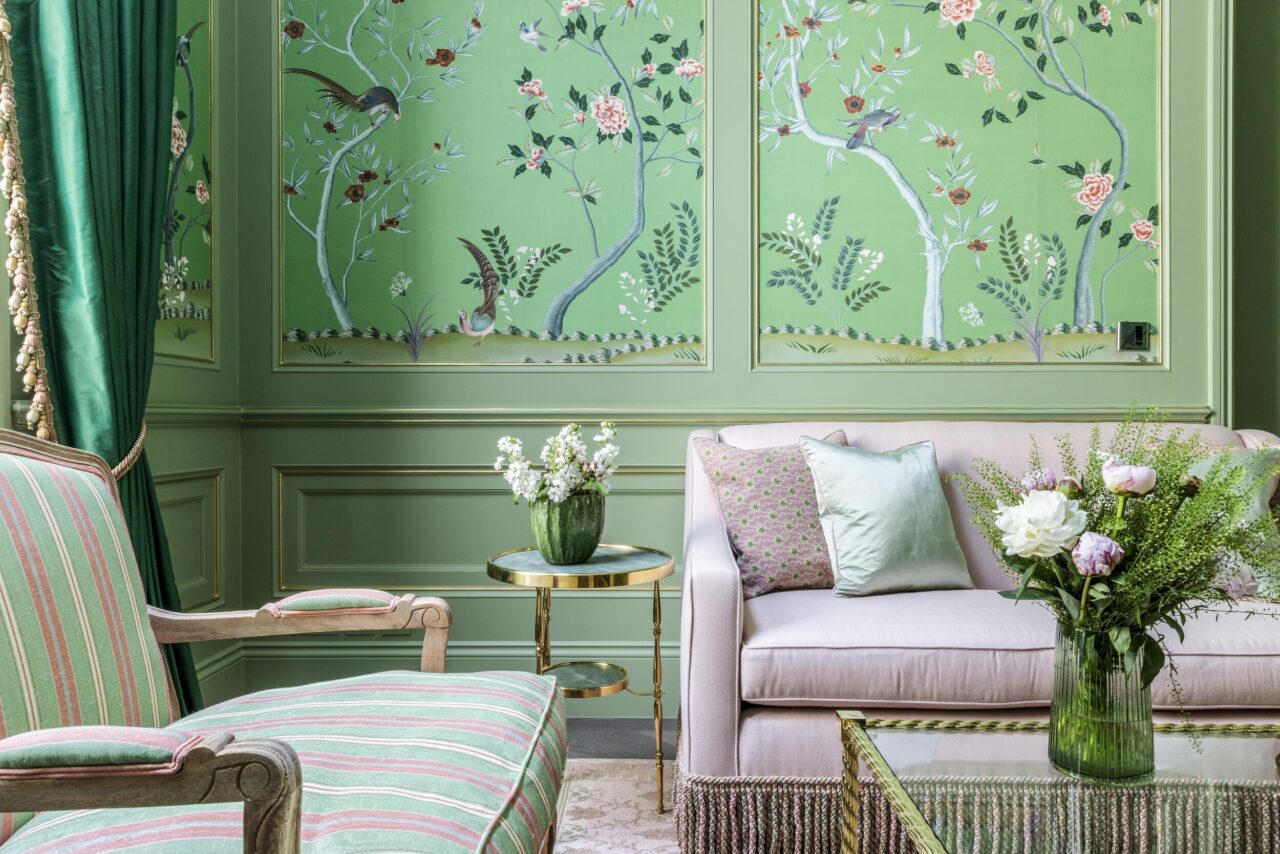 blyth-collins-interiors-vaughan-table-hand-painted-chinoiserie-wallpaper -panels-pink-and-green-preppy-interiors - The Glam Pad