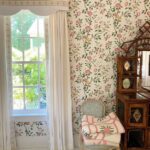 julia-amory-hamptons-bedroom-floral-quilt