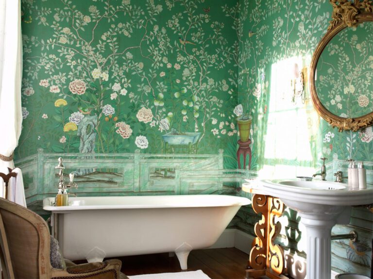 de Gournay: Hand-Painted Interiors Book Review