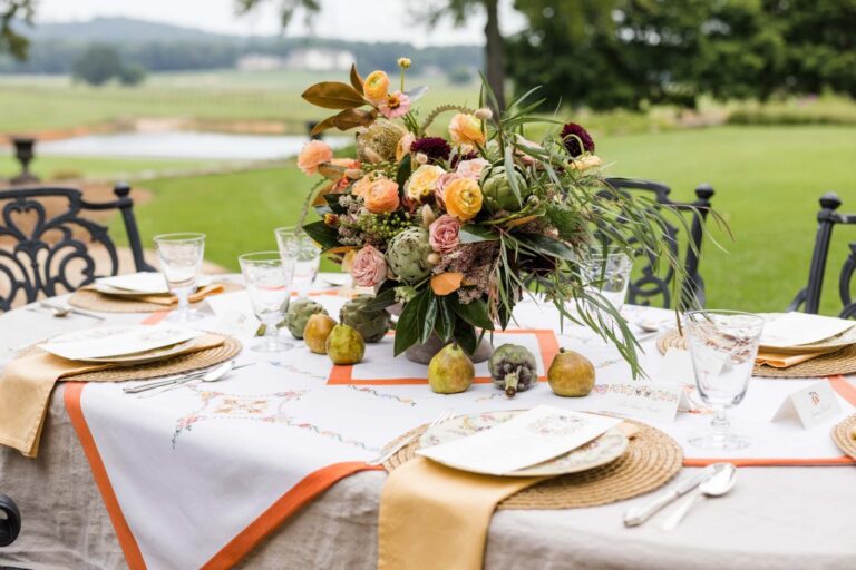 10 Tablescapes for Thanksgiving Al Fresco