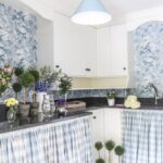 clary-bosbyshell-emily-hertz-blue-and-white-laundry-room-mud-buffalo-check-plaid-floral-wallpaper-scalamandre