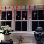 tiffany-jones-wallace-grande-baroque-christmas-crosses-display-ribbons