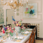 erin-tice-donahue-dining-room-india-amory-tablescape-schumacher-madame-pompadour