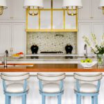 tom-stringer-interior-design-chicago-row-house-glamorous-kitchen