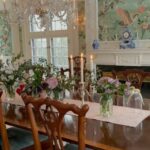 grandmillennial-dining-room-mural-antique-crystal-chandelier